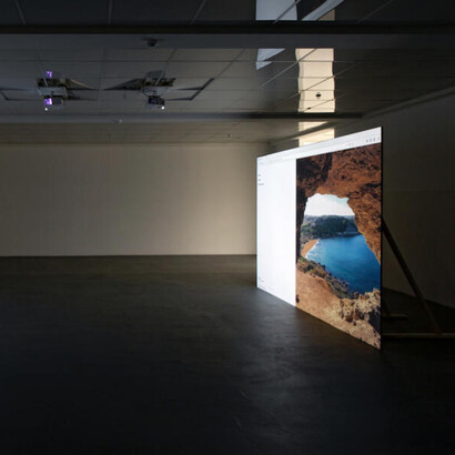 Stefan Karrer, oO., 2020, Ausstellungsansicht Kunsthaus Baselland 2020. Foto: Gina Folly