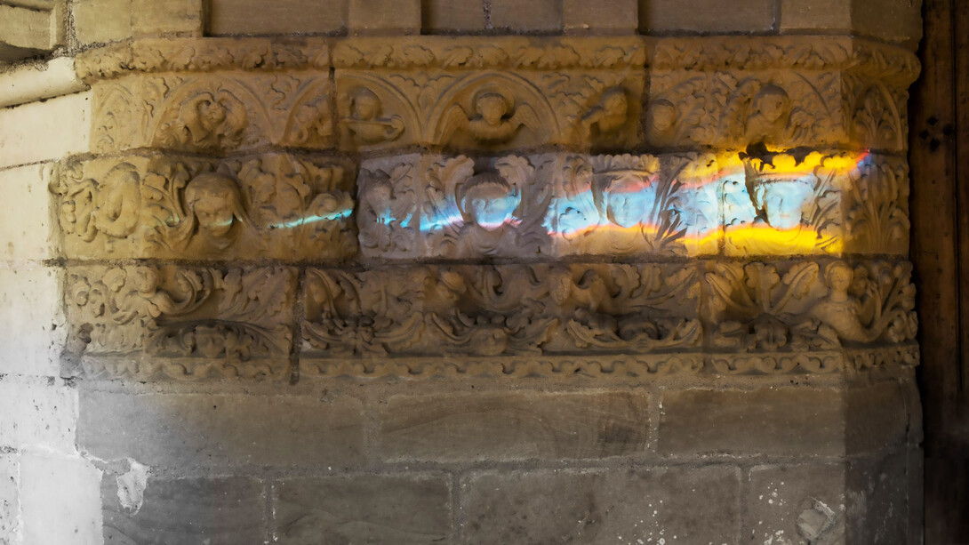 Solar paintings: "Between land art and street art", In 2005, Serge Petit, concerned about environmental issues, developed the very particular technique of solar paints