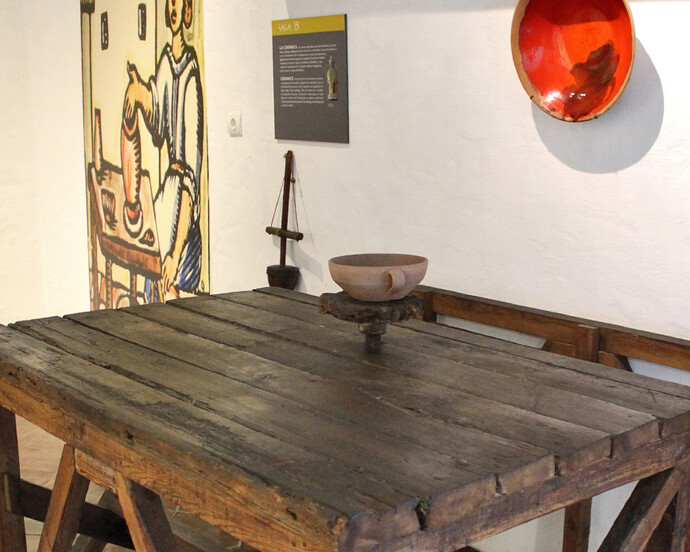 Tradición alfarera, Exhibition view. Courtesy of Museo Unicaja de Artes y Costumbres Populares