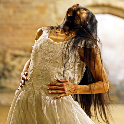 Françoise Parlanti in Partie Vide ideato dalla danzatrice con Eleonora Chiocchini
