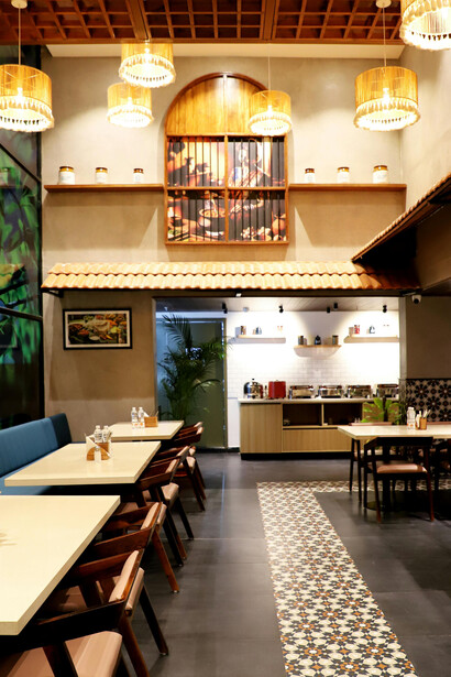 En algunos restaurantes, el precio elevado funciona como una elegante garantía simbólica de calidad que pocos comensales se atreven a poner en duda