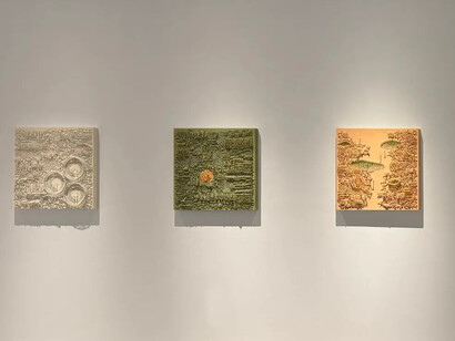 Darlene Charneco, Conversations with the future new weaves and touchmaps, exhibition view. Courtesy of Praxis Gallery