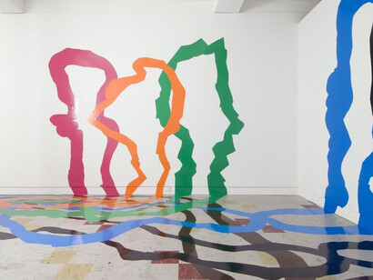 Julia Gorman,Half In Half Out part 1, 2006, Vinyl, Uplands Gallery, Melbourne, 2006, image courtesy and © the artist, photograph: Andrius Lipsys