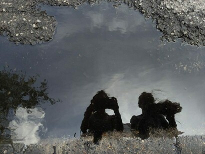 Lilah Wolfson, There is a tiny cloud man who looks like he would be alive during the 1700s, 2025. Courtesy of Ogden Museum of Southern Art