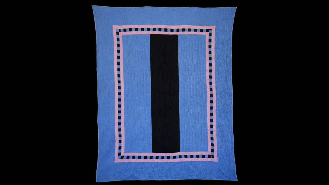 Amish Quilts from 1870 to 1930. Courtesy of Galerie Klüser
