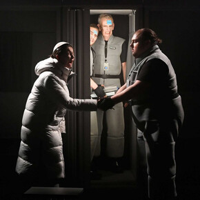 Dave. Mit freundlicher genehmigung des Deutschen Theaters