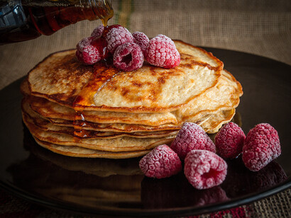 Les crêpes. On peut les garnir de fruits, chocolat, caramel, il y en a pour tous les goût