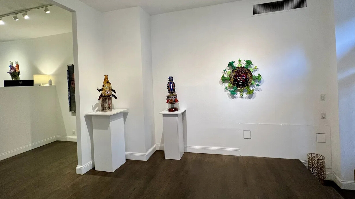 de la Torre Brothers, Psychopomp, exhibition view. Courtesy of Ruiz-Healy Art