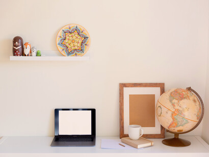 La Generación Z busca áreas de trabajo cómodas y bien equipadas, con escritorios ergonómicos, sillas ajustables y una conectividad sólida para sus dispositivos
