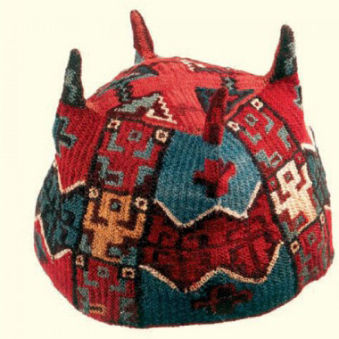 Tocados e Identidad en el Norte de Chile. Courtesy of Museo Chileno de Arte Precolombino