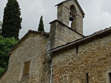 L’eremo è ricordato anche nei Fioretti di san Francesco, dove sono narrati alcuni episodi legati alla presenza del santo e alla comunità francescana. Sansepolcro, Toscana, Italia