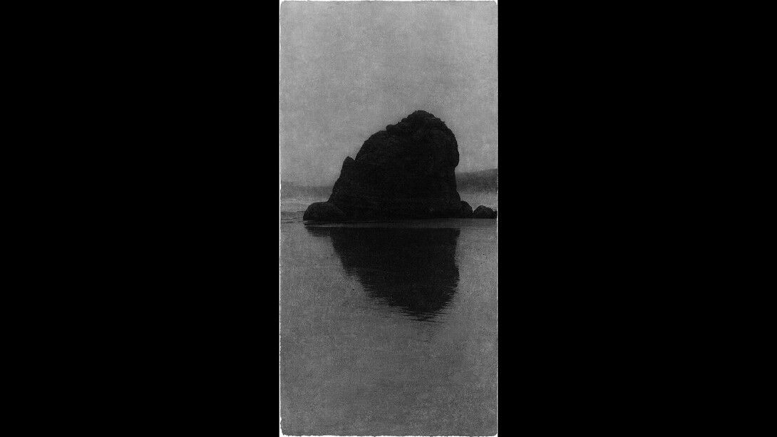 Jungjin Lee, Opening #13, 2016
Archival pigment print on Korean Mulberry Paper.