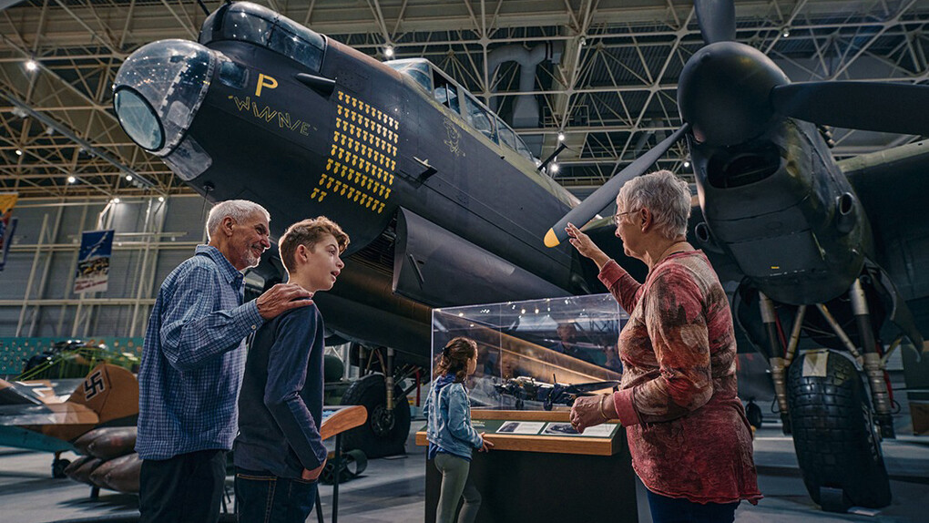 La deuxième guerre mondiale, vue d’exposition. Avec l’aimable autorisation d’Ingenium. Musée de l’aviation et de l’espace du Canada