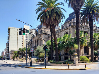 The building next to the government building in Tucumán, Argentina without the Coca-Cola logo that Carlos Duguech fought to have removed