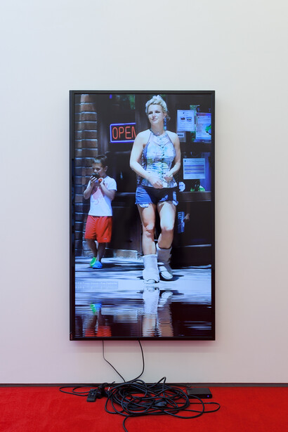 Uggs / Lakes, 2014, courtesy of the artists and team (gallery, inc.), New York