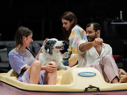 Ahouvi. Avec l'aimable autorisation du Les Célestins, Théâtre de Lyon