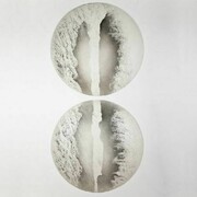 Lluís Hortalà, Hurqalya IV, Part I", 2013, Carbón y polímeros sobre poliéster. Díptico (2): 93 cm de diámetro x 10 cm c/u