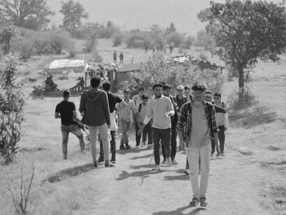 Loin des slogans politiques, les déplacements humains révèlent les fractures profondes d’un système économique incapable de garantir sécurité et dignité à tous