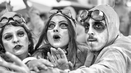 The Hysteria of Modern Media
