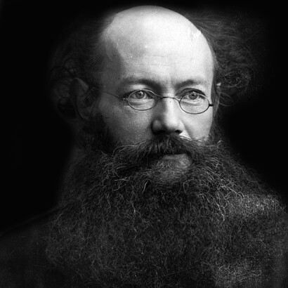 Piotr Kropotkin, considerado como uno de los principales teóricos del movimiento anarquista