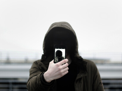 The matter of selfies on social