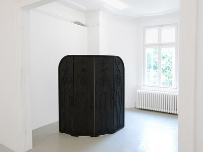 Adrian Ganea, The scents no longer make his nostrils twitch, exhibition view. Courtesy of Ivan Gallery
