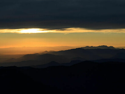 Montserrast des de el Turó de l'Home, Montseny, Cataluña, España