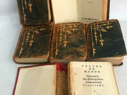 Coleção de biografias Vultos do Mundo: Dicionário Bio-Bibliográfico Internacional, de Guarany Gallo. A partir do olhar do cidadão comum, a biografia permite uma compreensão mais profunda e complexa dos acontecimentos do Tempo Presente