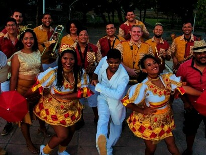 Orquestra de Frevo Zezé Correia. Esse ano de 2024 o Festival Canavial organizado pelo produtor cultural Afonso Oliveira que incentiva, protege e valoriza a cultura pernambucana traz como tema para programação do seminário O Futuro dos Ciclos Culturais Pernambucanos, além de várias atrações. São ações como essas que fortalecem o refinamento dos seres humanos 