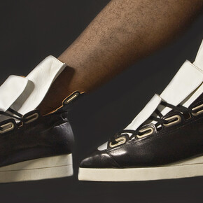 Three tongue trainer 1983 Model Mac © John McIntire