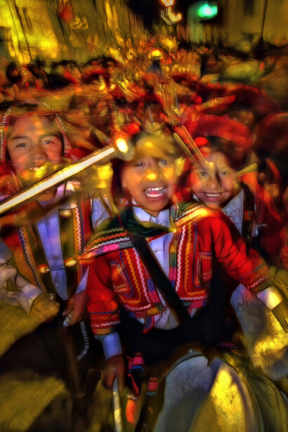 Paucartambo, Peru – Festa nelle strade della cittadina
 