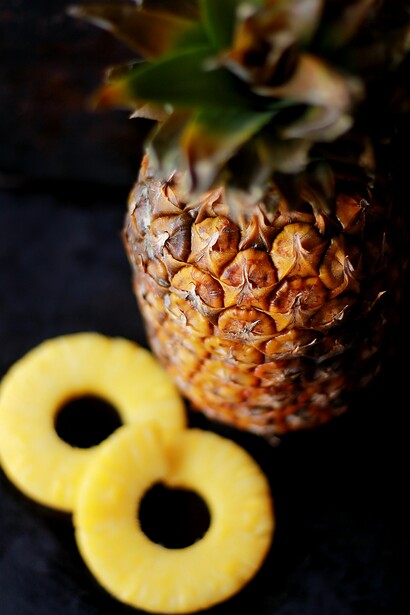 Check the fruit’s skin