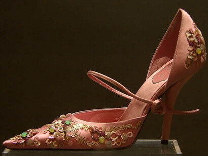 Tacchi a spillo dei migliori stilisti del ‘900 “Museo internazionale della calzatura Pietro Bertolini”