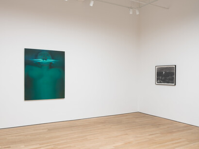 Elizabeth Glaessner, Running water, exhibition view. Courtesy of P·P·O·W 