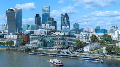 Vista de la «City» de Londres, Reino Unido