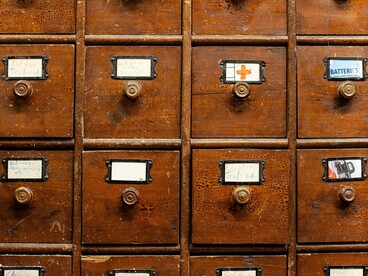 Dai papiri di Ercolano ai manoscritti di Dunhuang, gli archivi e le biblioteche restituiscono testimonianze che ampliano la conoscenza delle tradizioni religiose e mostrano il valore concreto della ricerca documentaria 