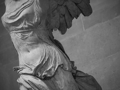 Nike di Samotracia, Louvre, Parigi, Francia. Particolare