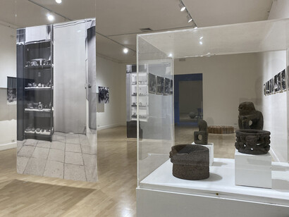 Teresa Correa; «Serie almacenes, archivos y depósitos de museos», 2024. Fotografía cortesía de la artista