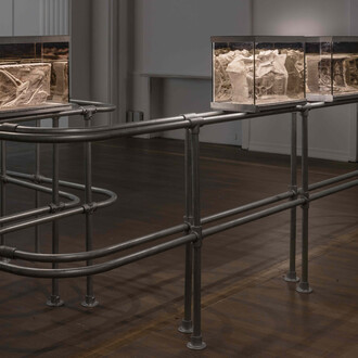 Eva L’Hoest, The mindful hand, ausstellungsansicht. Mit freundlicher genehmigung des Casino Luxembourg