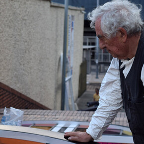 Daniel Buren. Courtesy of Museo de Arte Moderno de Bogotá