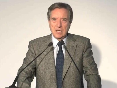 Iñaki Gabilondo en una ponencia