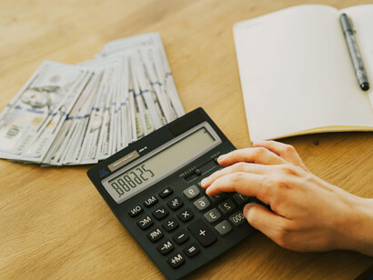 La acuñación de monedas fue un paso crucial para homogeneizar el dinero y facilitar su aceptación universal