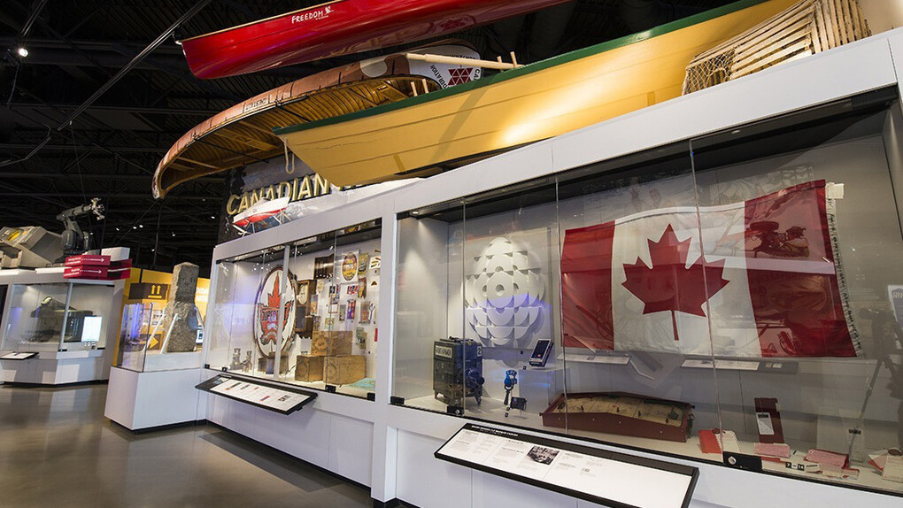 Artifact alley, exhibition view. Courtesy of Ingenium. The Canada Science and Technology Museum