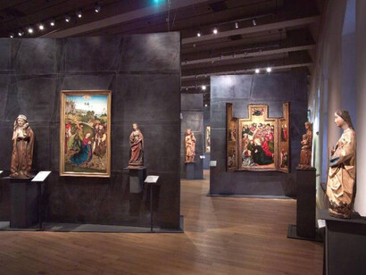 Various artist, Medieval art in bohemia and central Europe 1200–1550, exhibition view. Courtesy of National Gallery