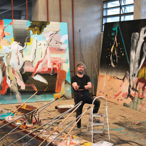 Zümrütoğlu in his studio, 2020