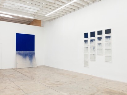 Claudia Parducci, Blue, exhibition view. Courtesy of Ochi Projects