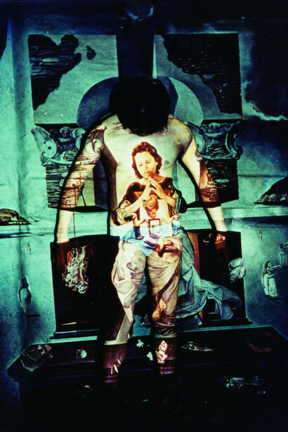 Lin Jiahua, "Projection Performance", 1986, performance, slide projector, human body. Courtesy of the Artist