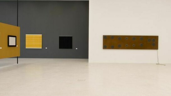 Rosemarie Trockel, Flagrant Delight, Museion 2013, exhibition view, Foto Othmar Seehauser