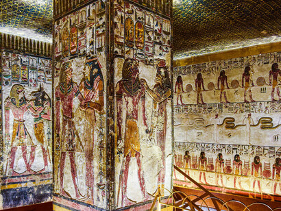 Luxor is a city on the east bank of the Nile River in southern Egypt. It's on the site of ancient Thebes, the pharaohs’ capital at the height of their power, during the 16th–11th centuries B.C. 