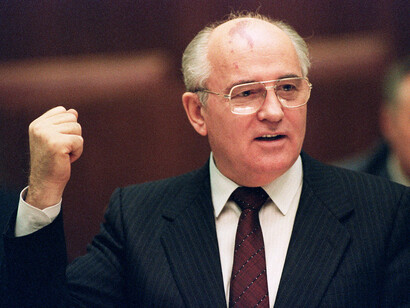Mijaíl Gorbachov, abogado y político ruso